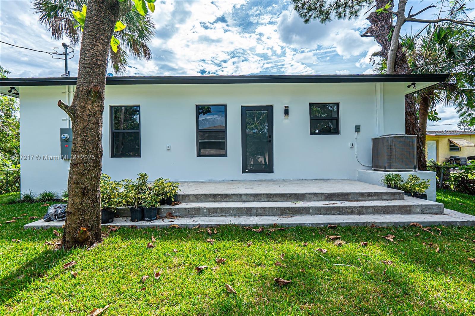 2725 NW 7th St, Fort Lauderdale, Florida image 41