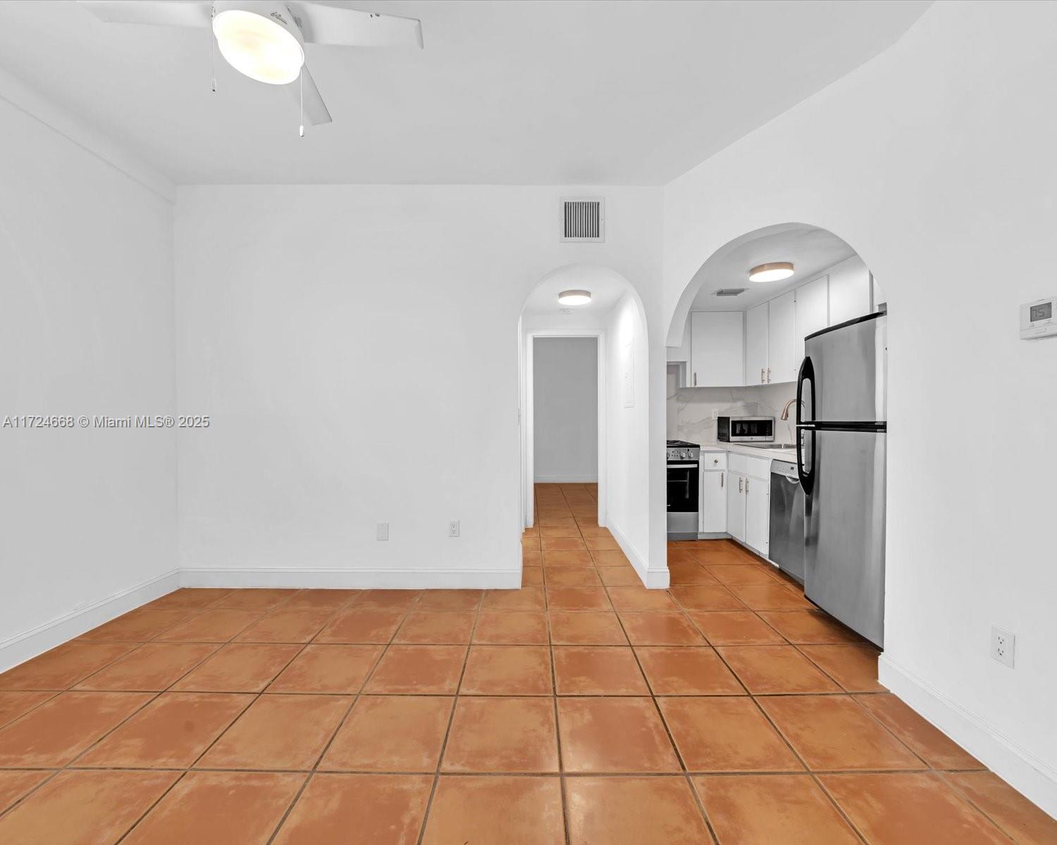 1218 Drexel Ave #304, Miami Beach, Florida image 20