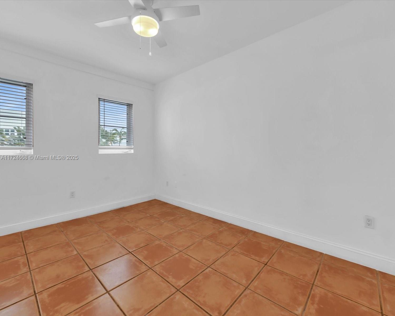 1218 Drexel Ave #304, Miami Beach, Florida image 23