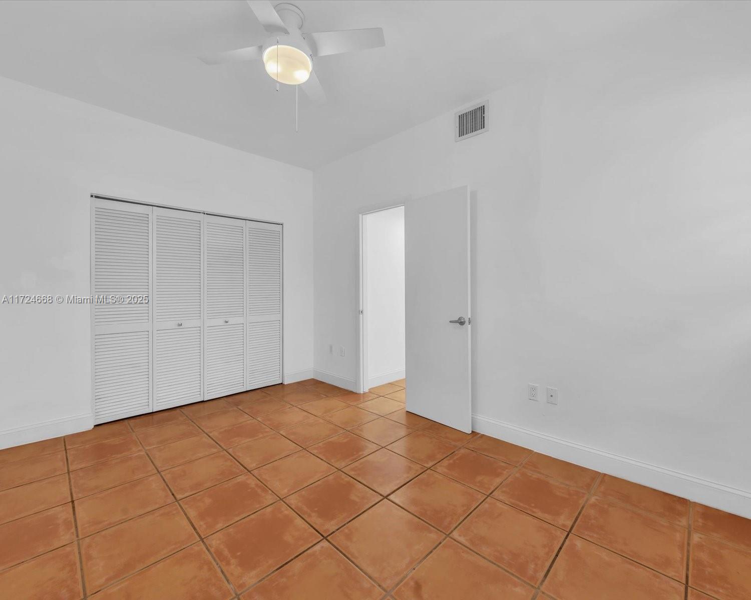 1218 Drexel Ave #304, Miami Beach, Florida image 25