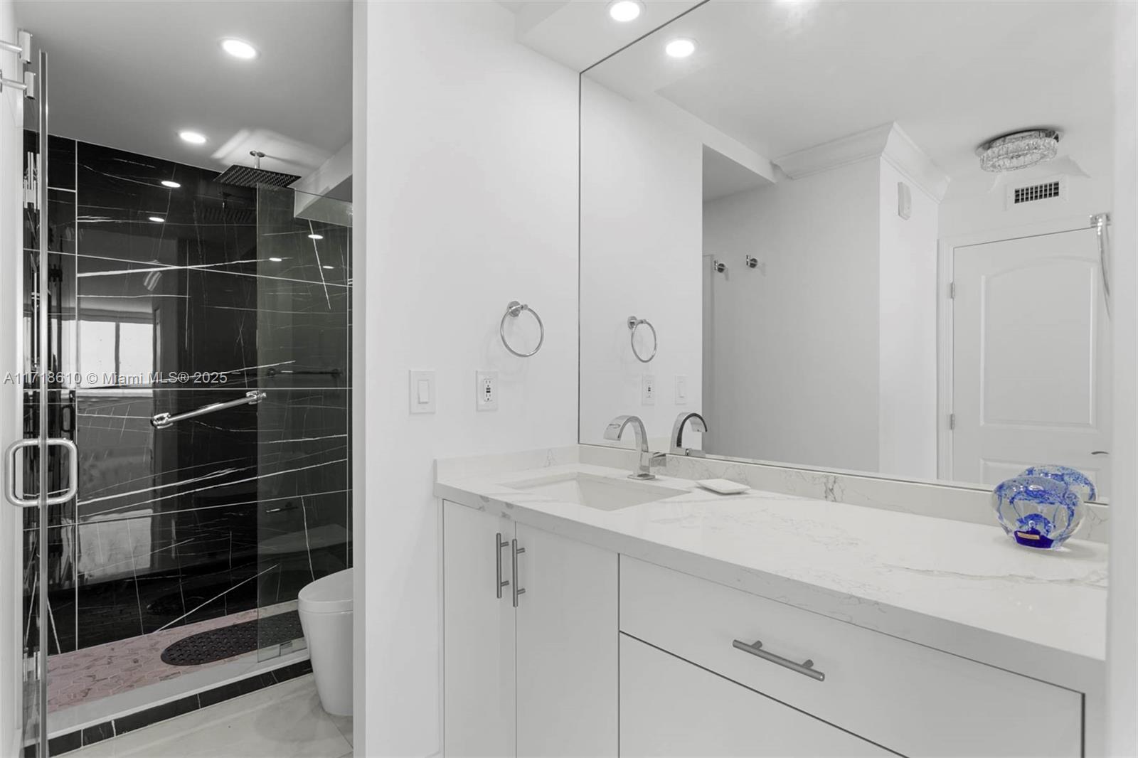 7135 Collins Ave #624, Miami Beach, Florida image 18