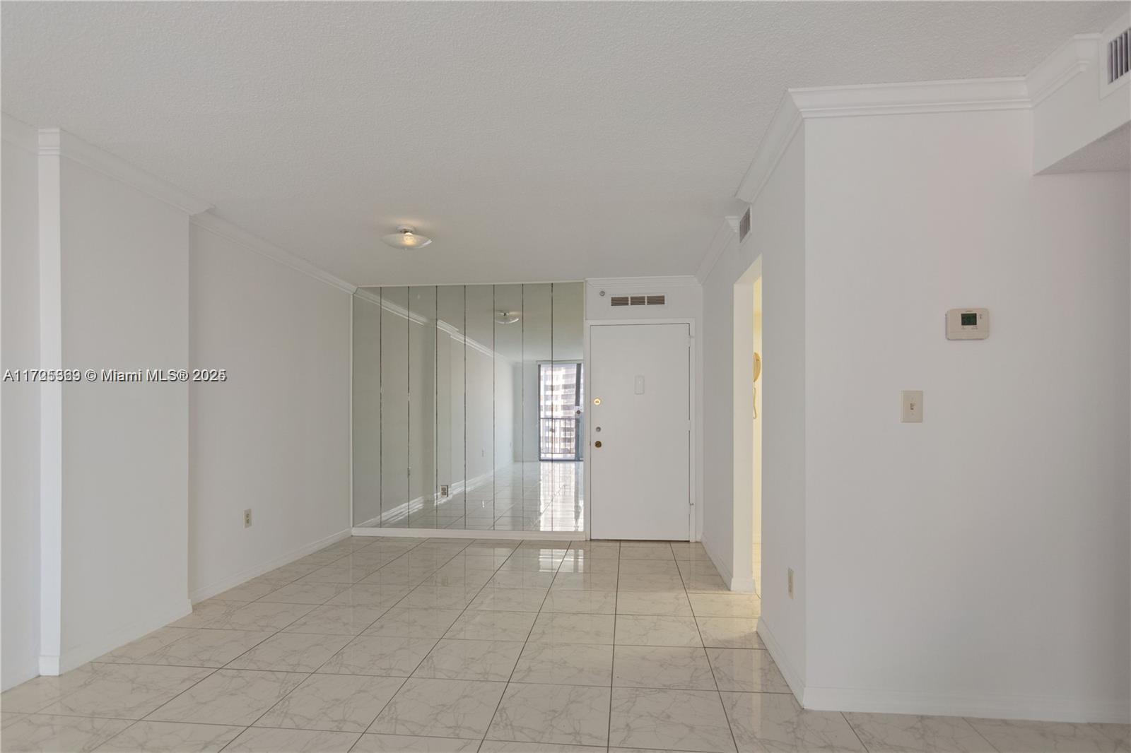 2780 NE 183rd St #814, Aventura, Florida image 4