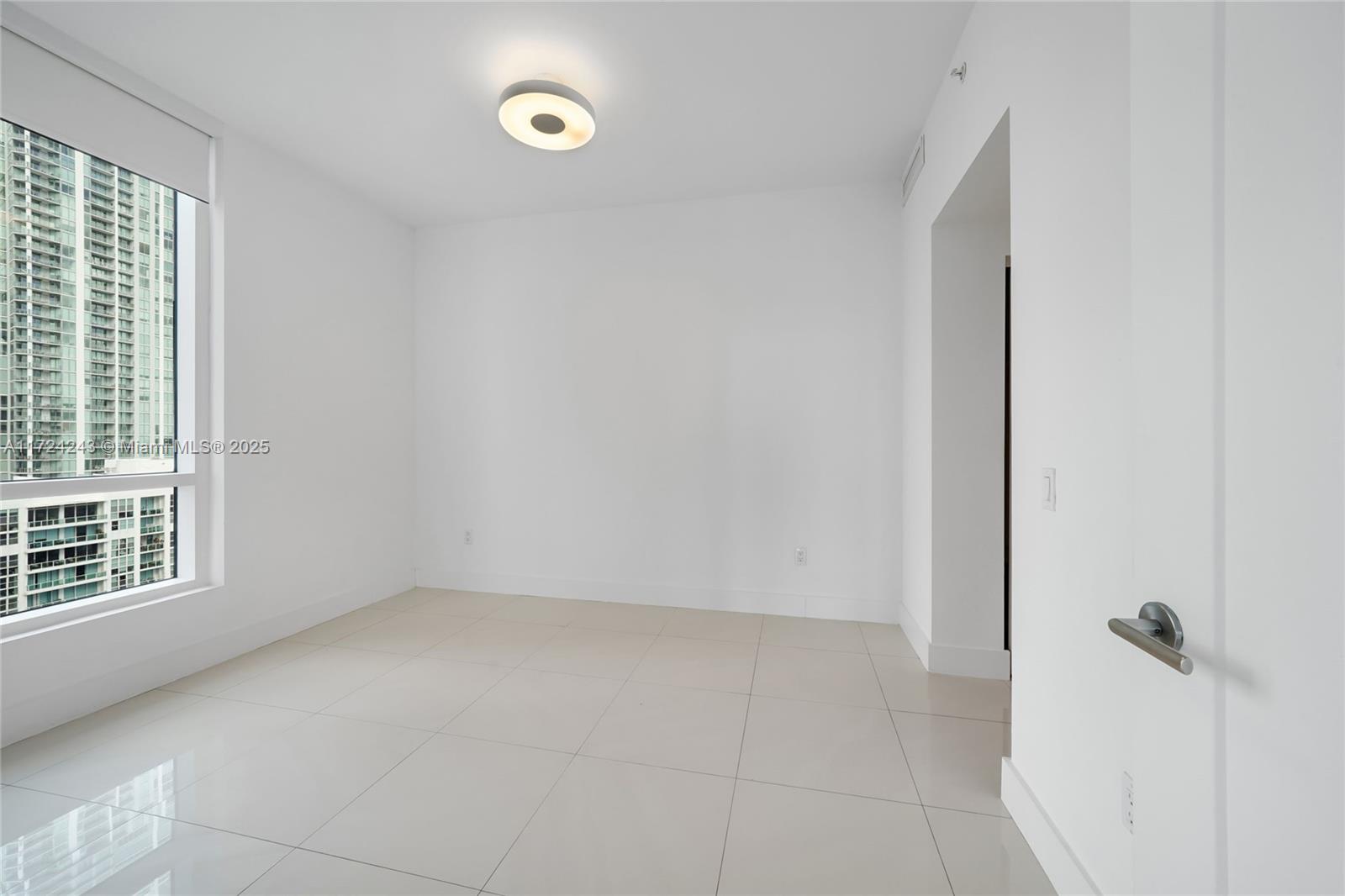 601 NE 27th St #1501, Miami FL 33137