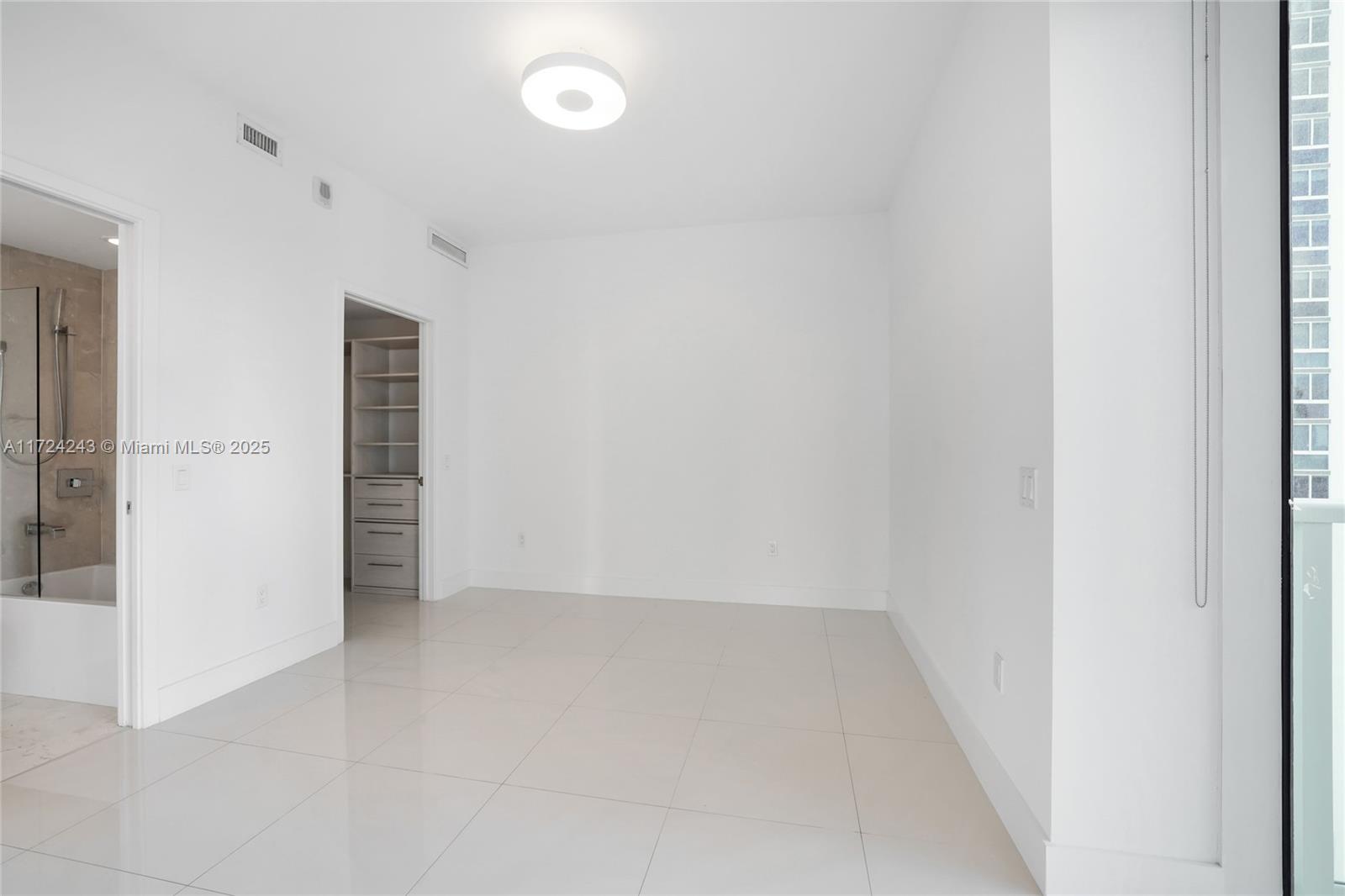 601 NE 27th St #1501, Miami FL 33137