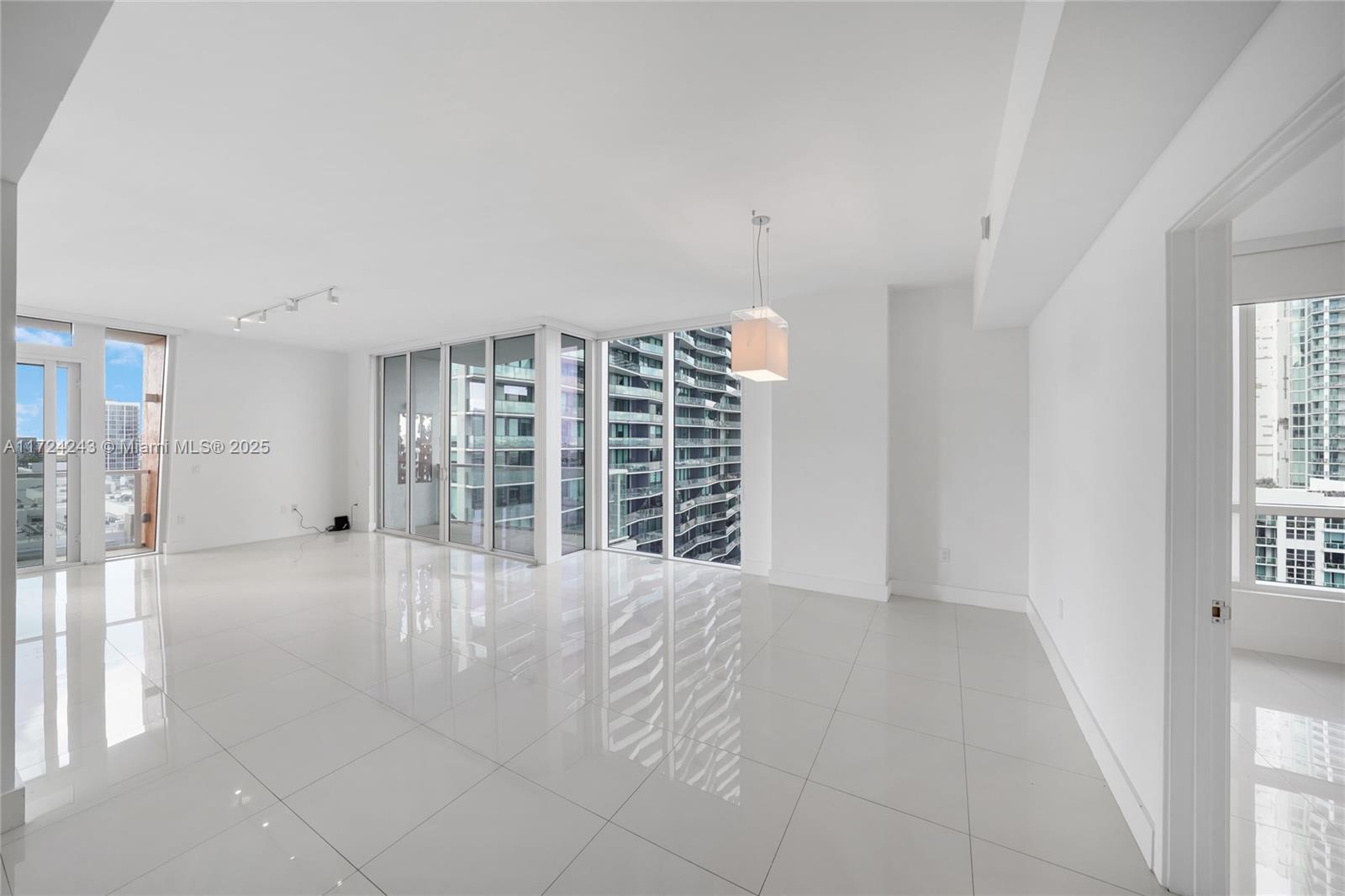 601 NE 27th St #1501, Miami FL 33137