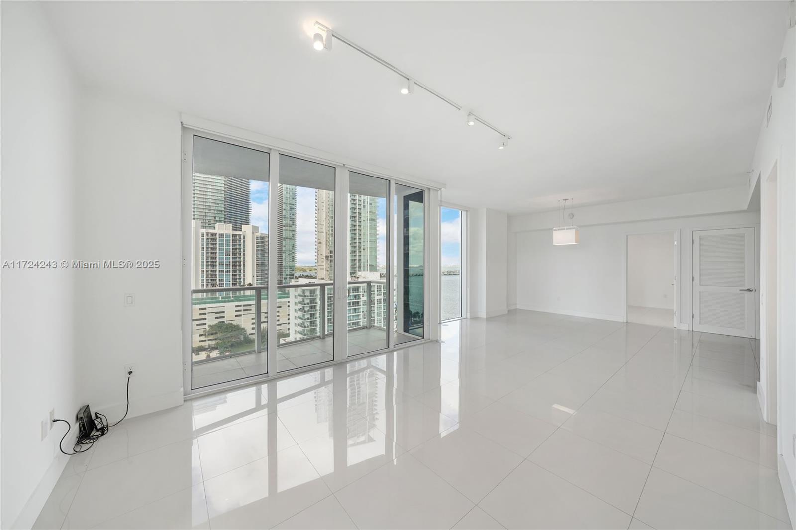 601 NE 27th St #1501, Miami FL 33137