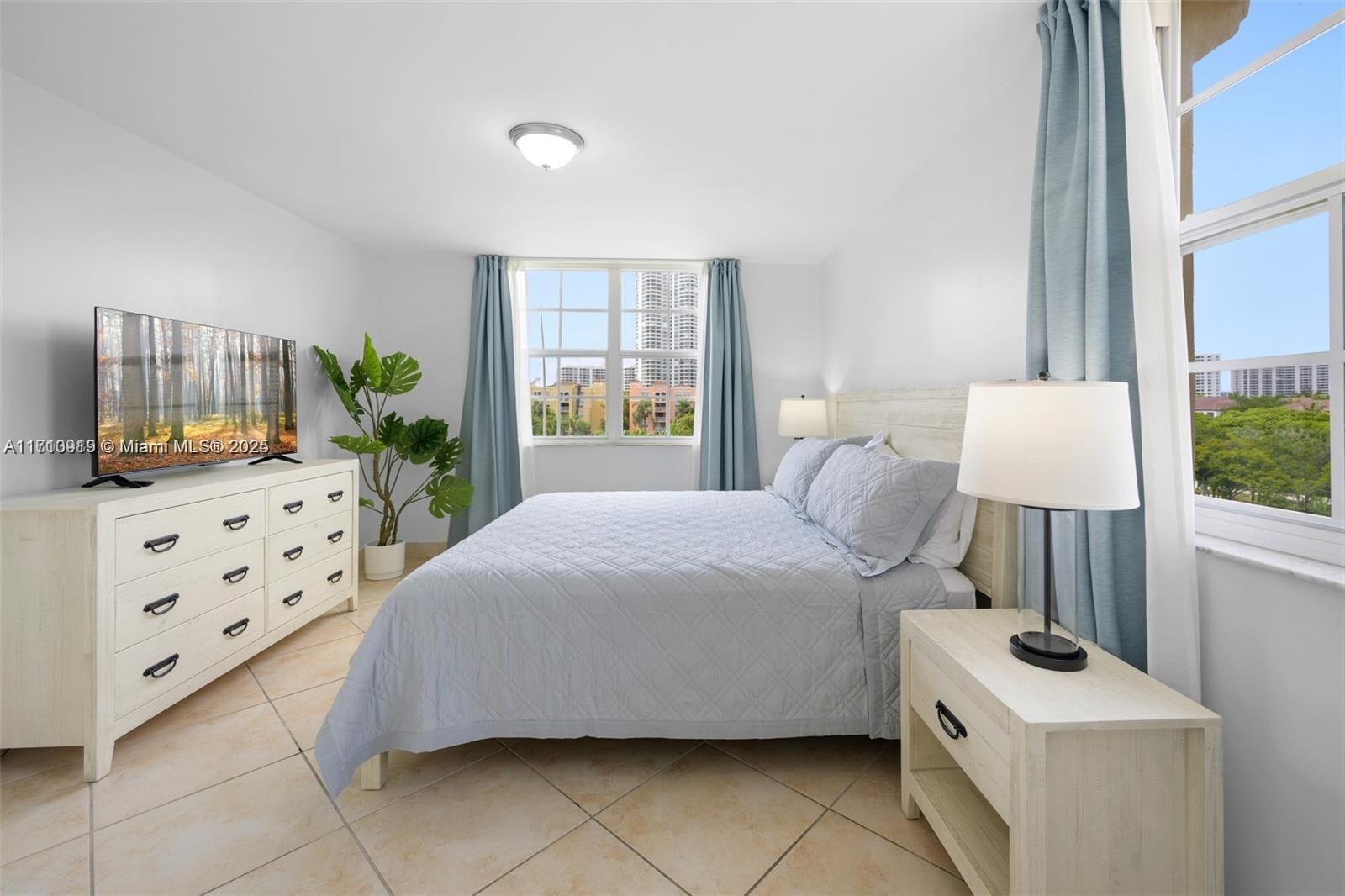 19701 E Country Club Dr #5501, Aventura FL 33180