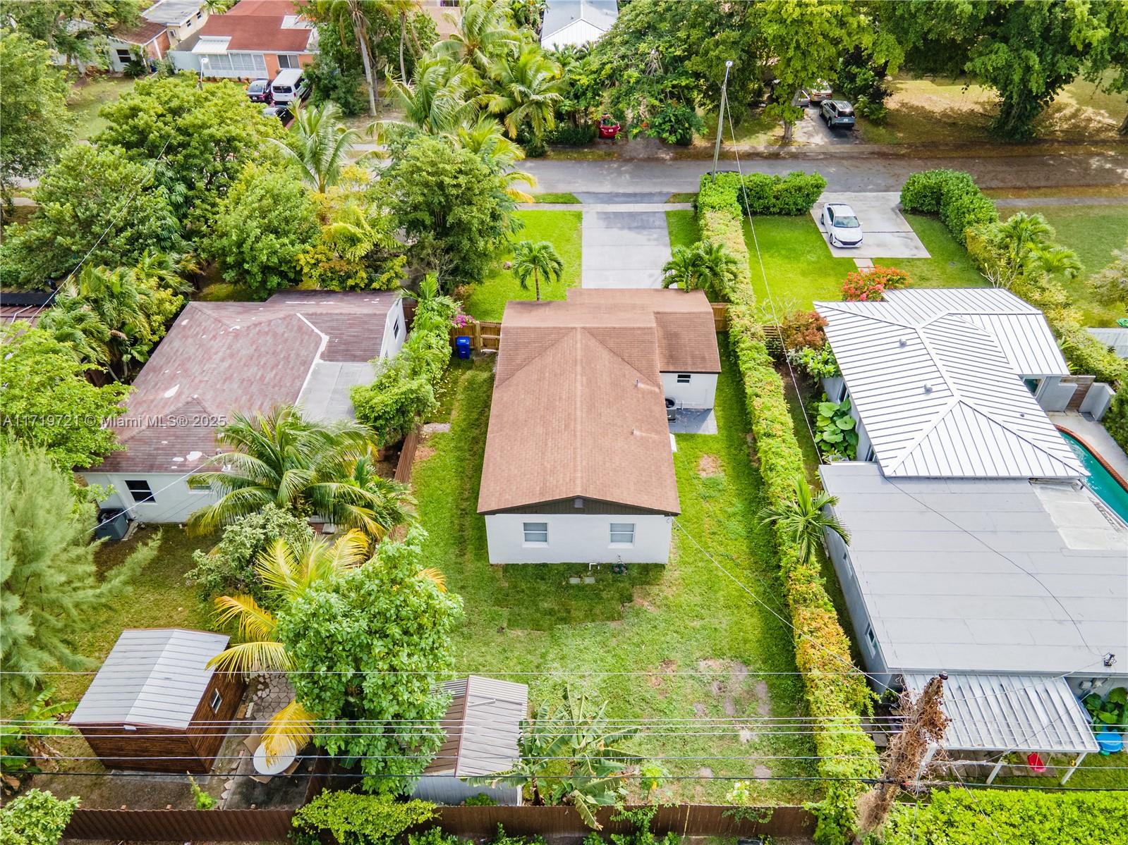 2023 NE 180th St, North Miami Beach, Florida image 34