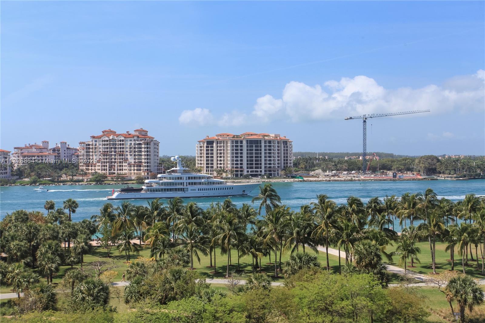 400 S Pointe Dr #1001, Miami Beach FL 33139