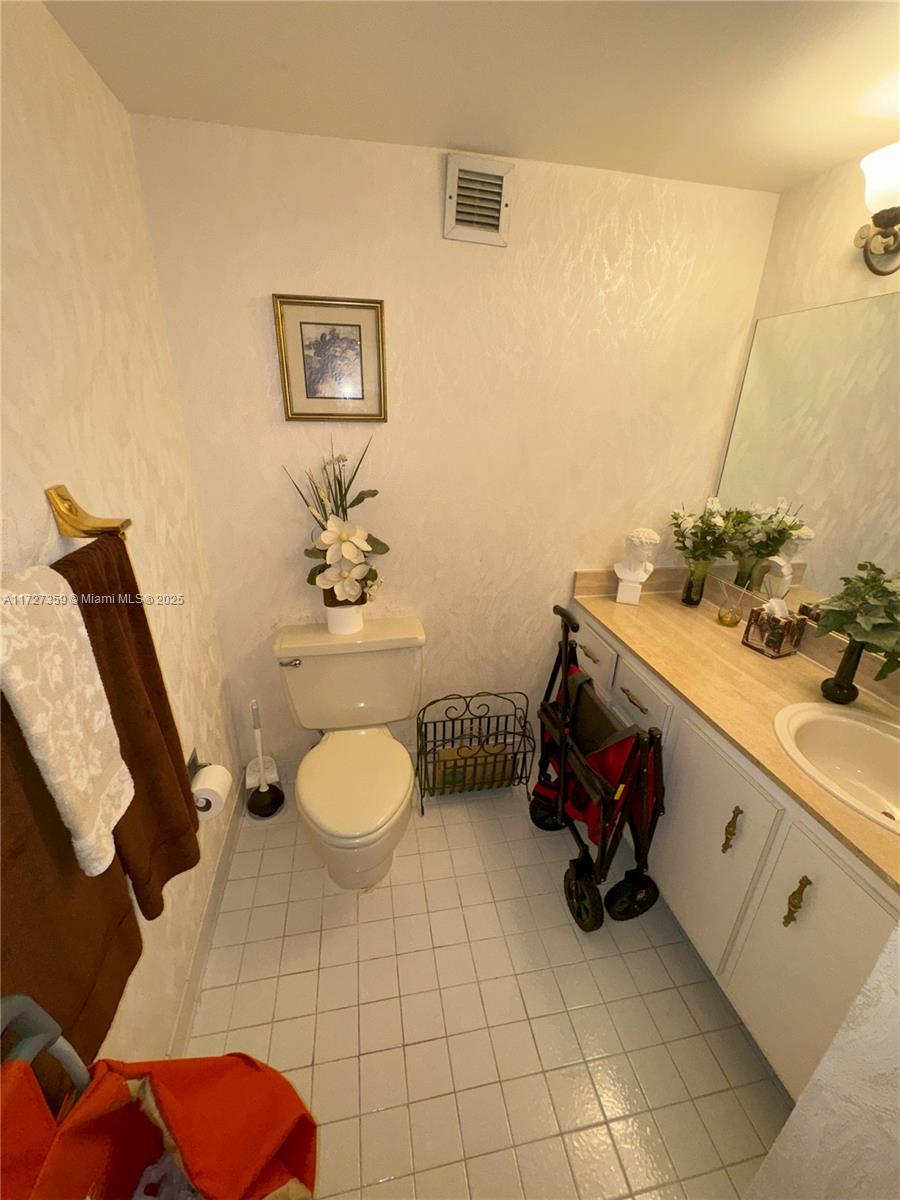 Property photo # 2