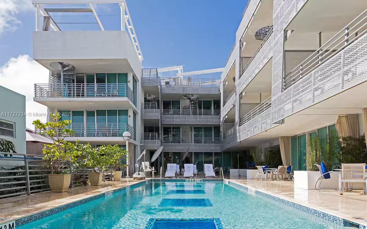 1437 Collins Ave #301, Miami Beach, Florida image 11