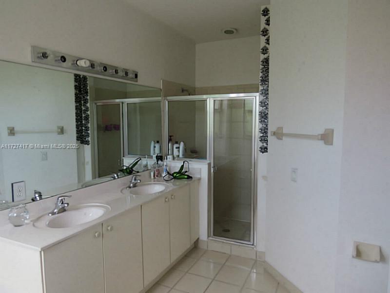 3736 NE 9 Ct, Homestead, Florida image 14