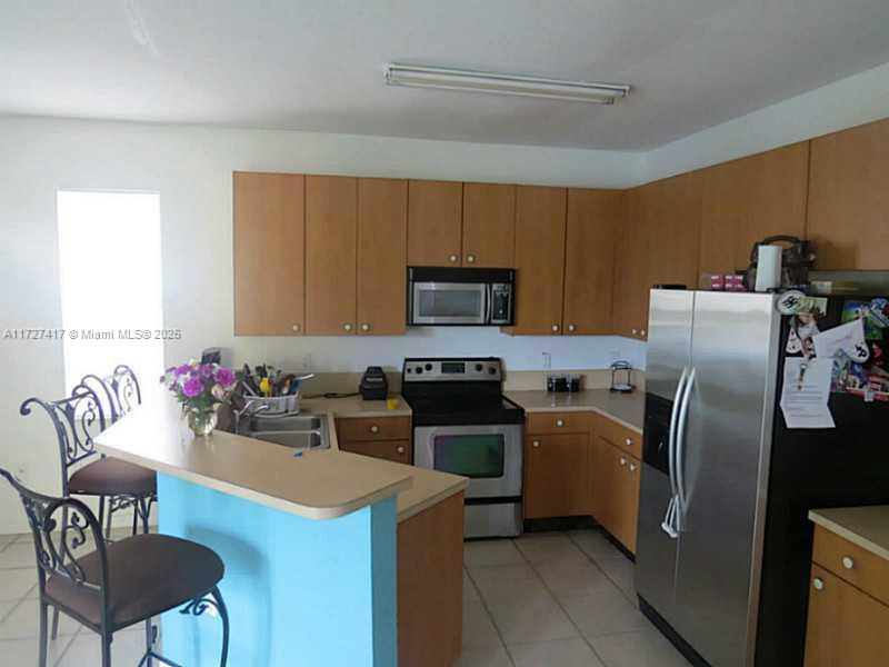 3736 NE 9 Ct, Homestead, Florida image 6