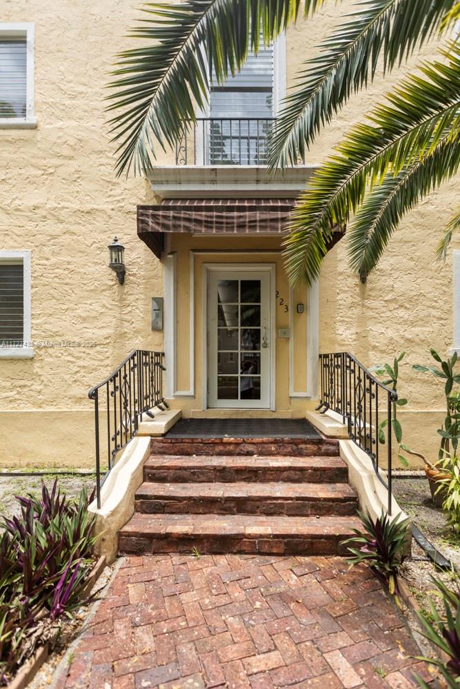 223 Calabria Ave #9, Coral Gables, Florida image 18