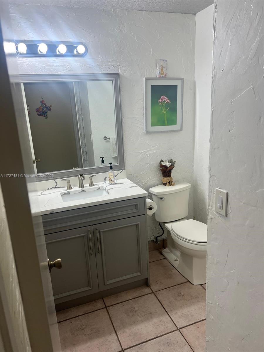 3147 W Buena Vista Dr, Margate, Florida image 22