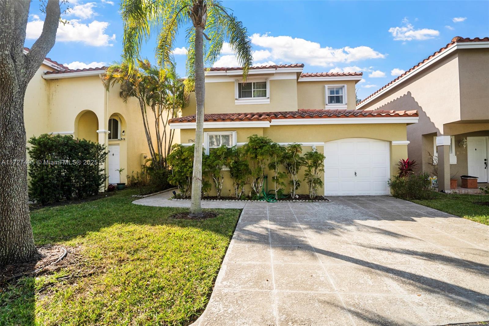 1762 E Trafalgar Cir, Hollywood, Florida image 2