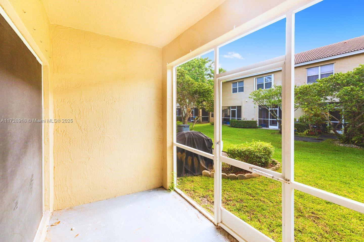 757 SW 122nd Ter #757, Pembroke Pines, Florida image 16