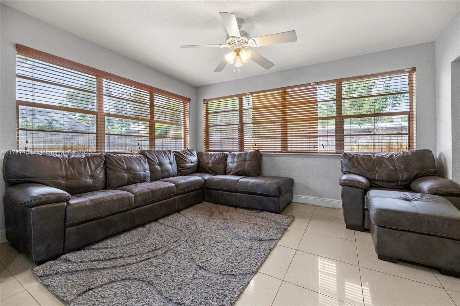 720 SW 69th Way, Pembroke Pines, Florida image 14