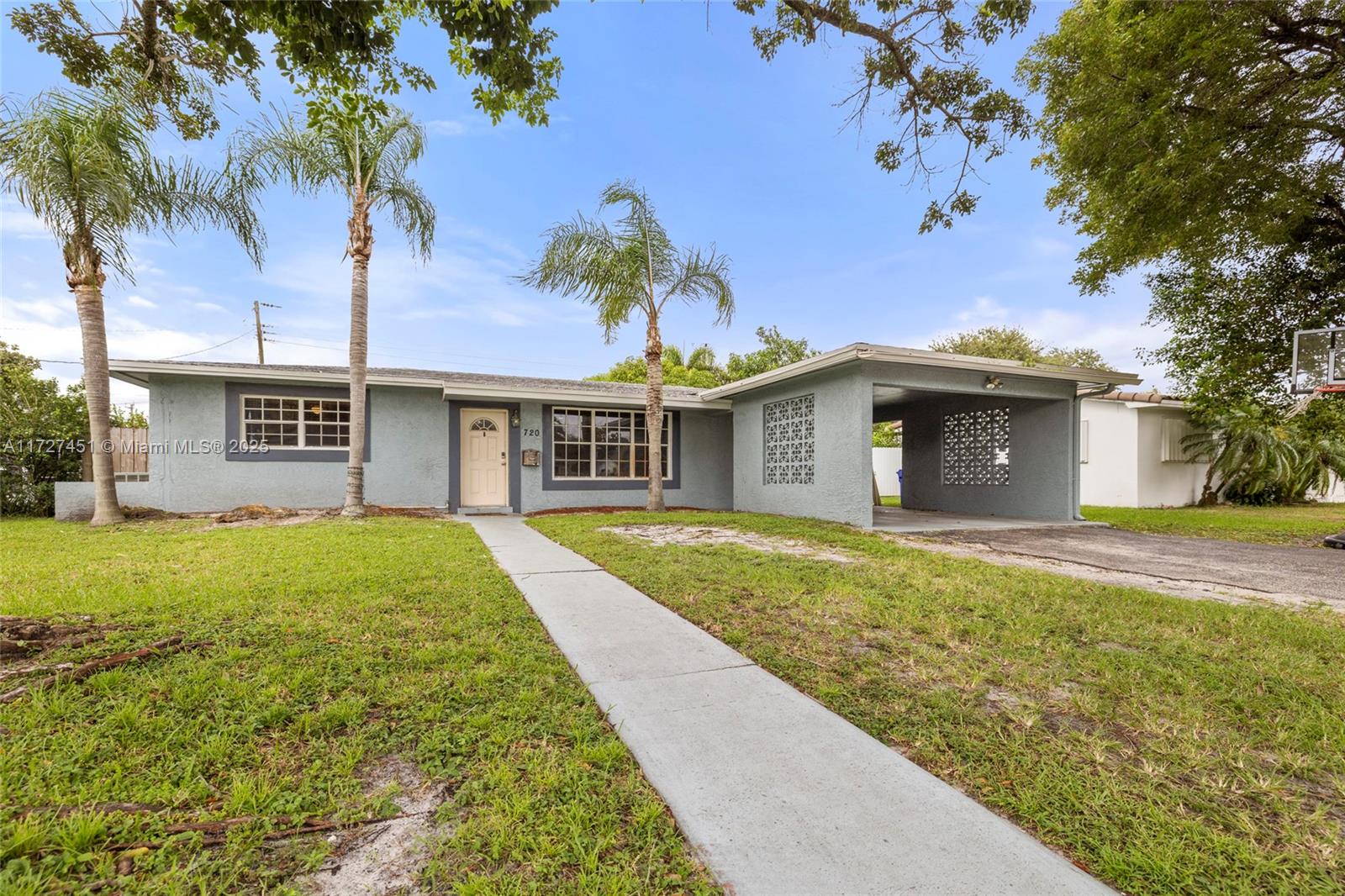 720 SW 69th Way, Pembroke Pines, Florida image 2