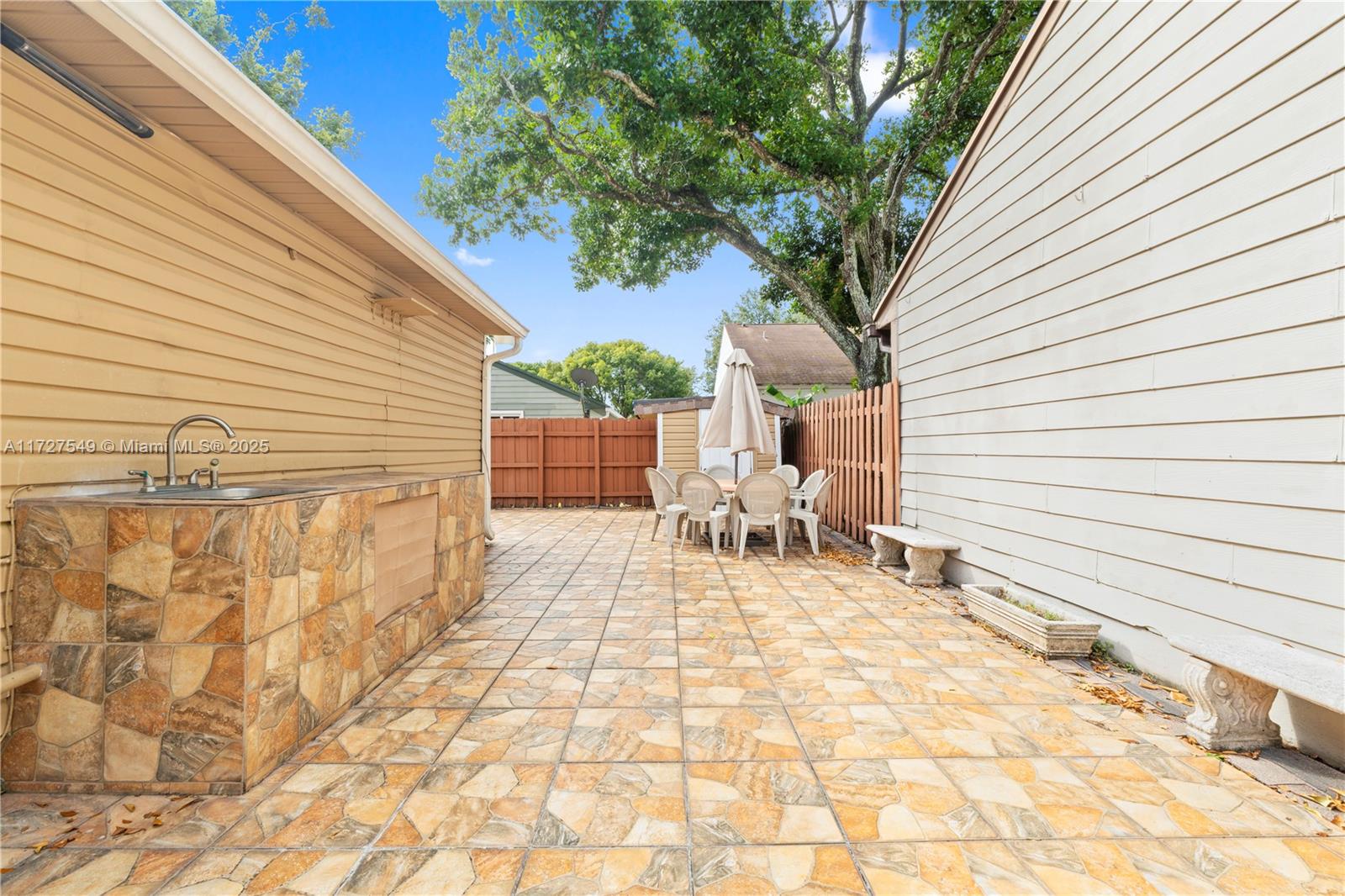 Listing Photo 23