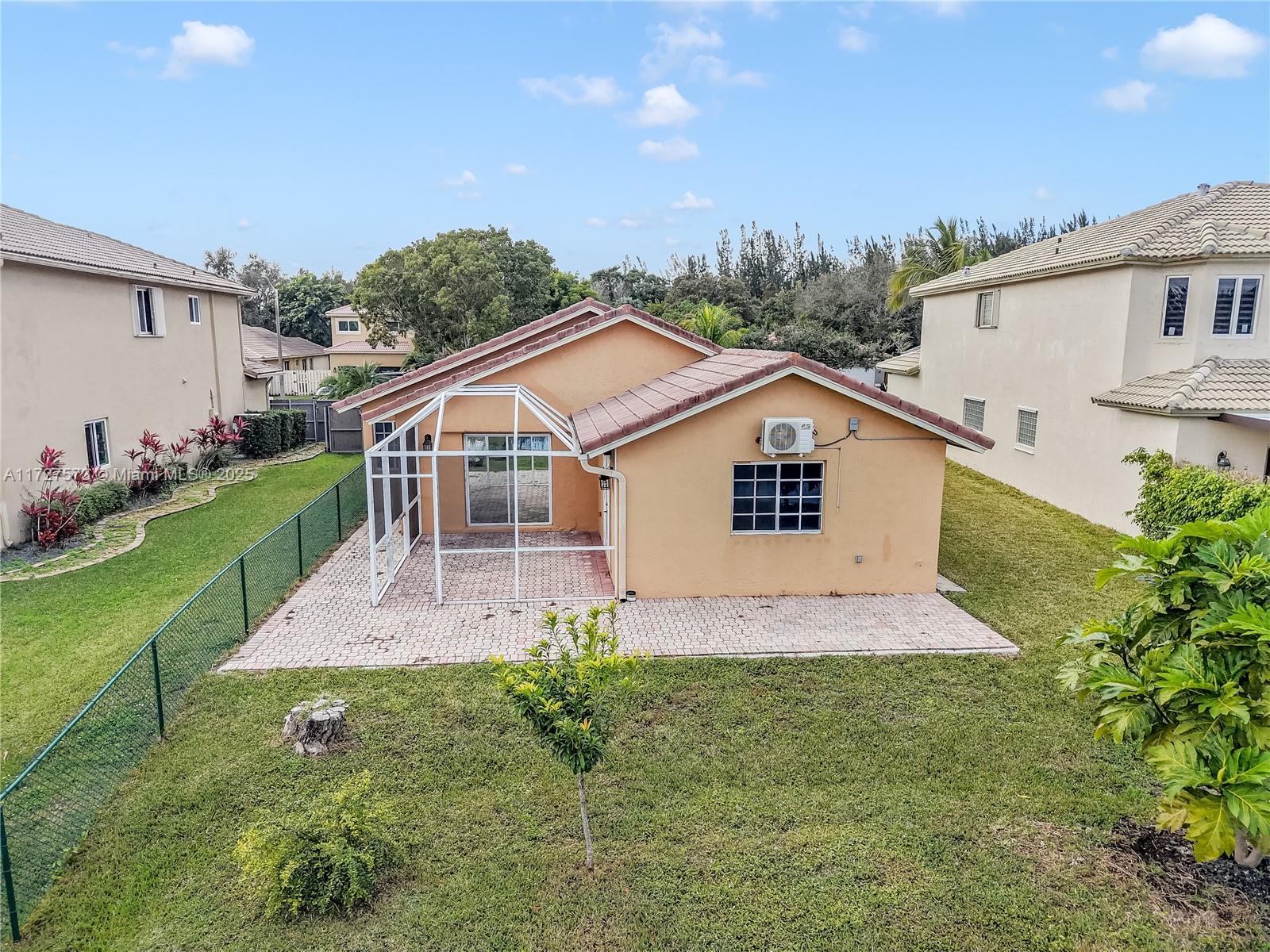 169 SW 206th Ave, Pembroke Pines, Florida image 27