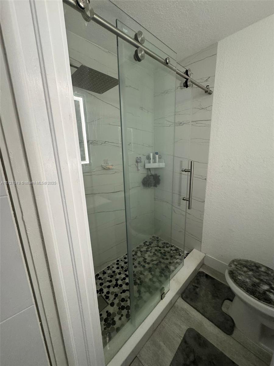 Listing Photo 24