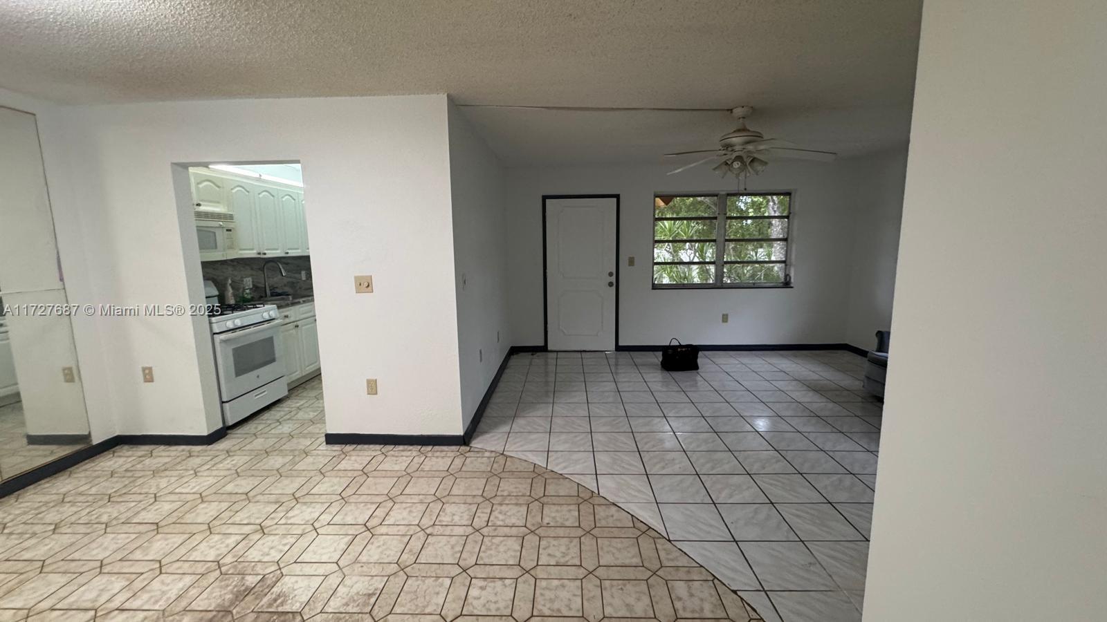 160 NE 203rd Ter #18, Miami Gardens, Florida image 22