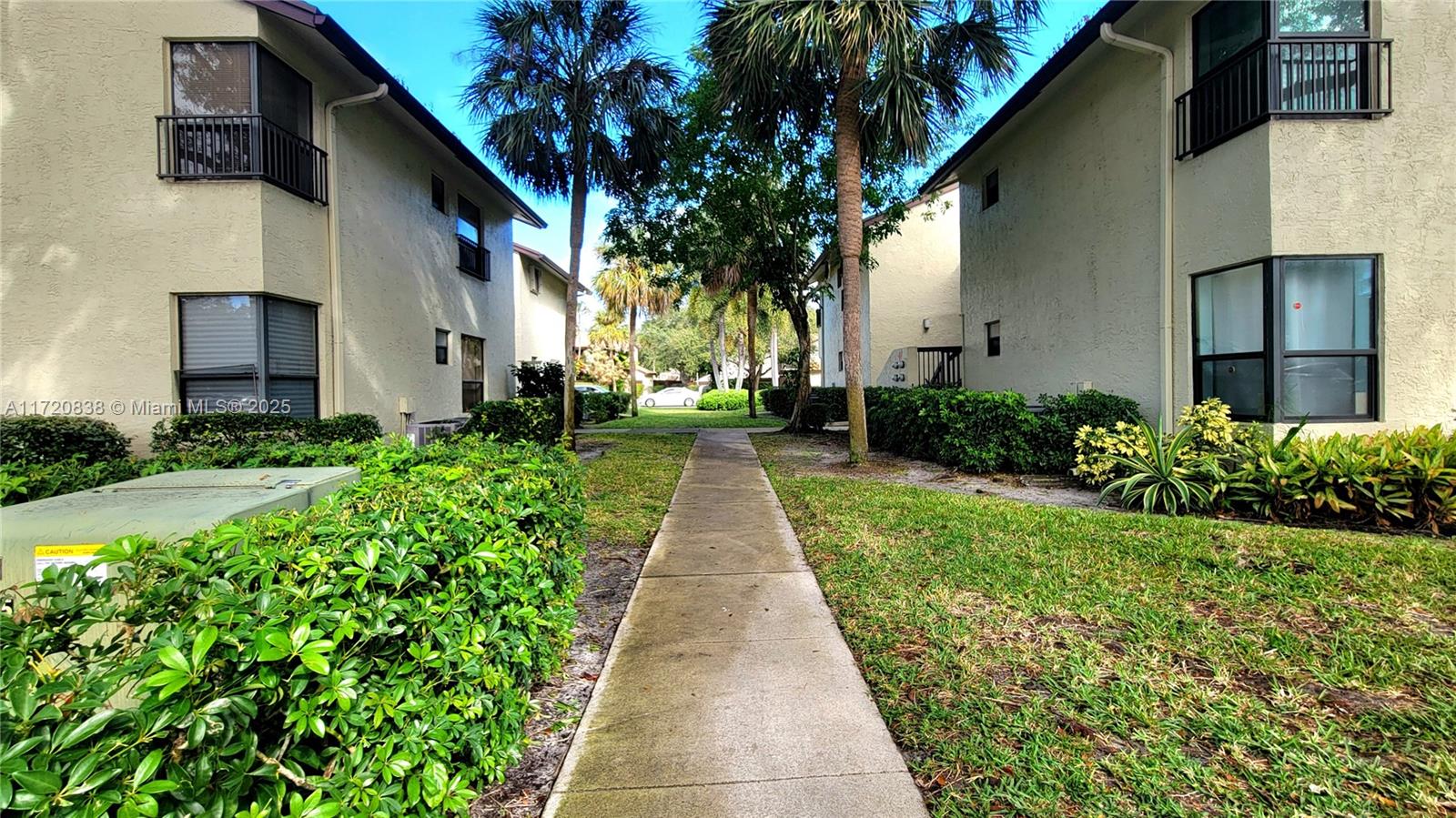 3319 Cocoplum Cir #3305, Coconut Creek, Florida image 2