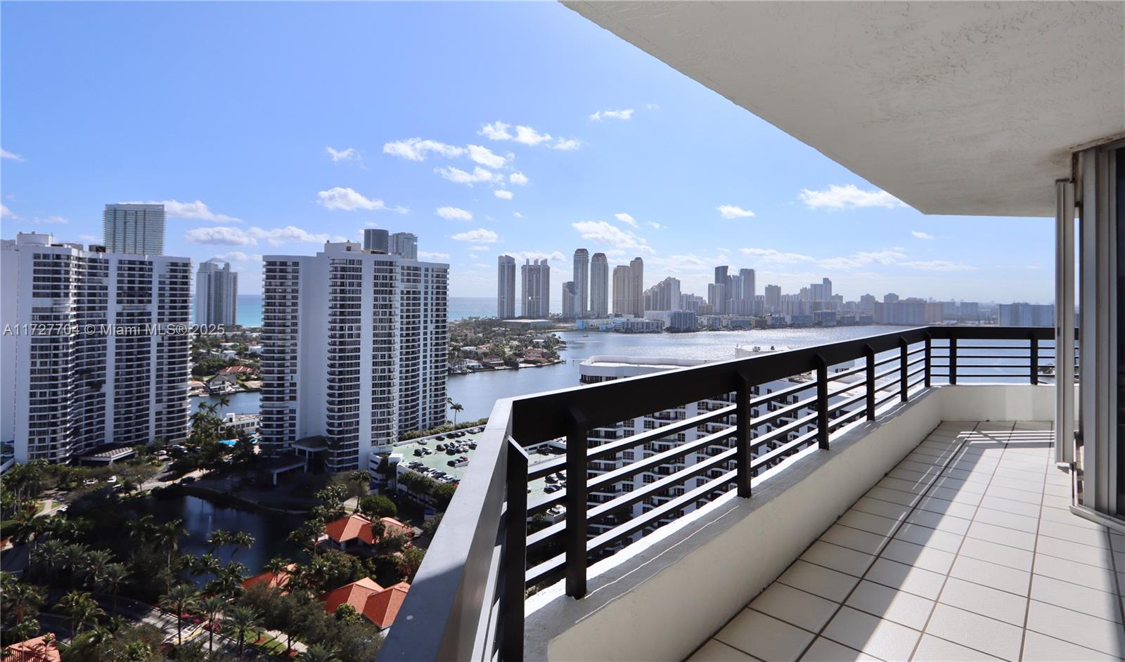 3500 Mystic Pointe Dr #2708, Aventura, Florida image 35