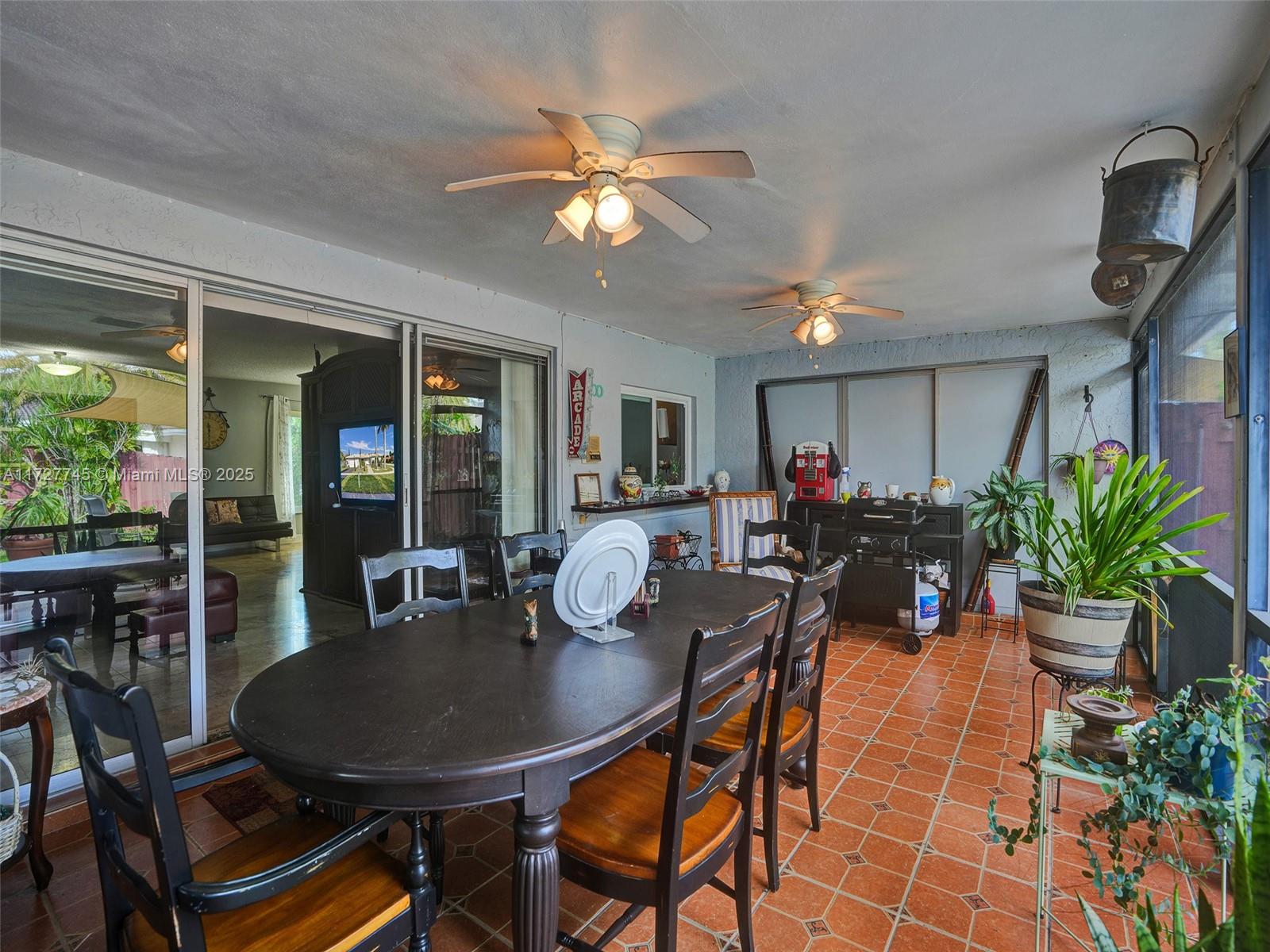 580 Eastwood Ln, Weston, Florida image 34