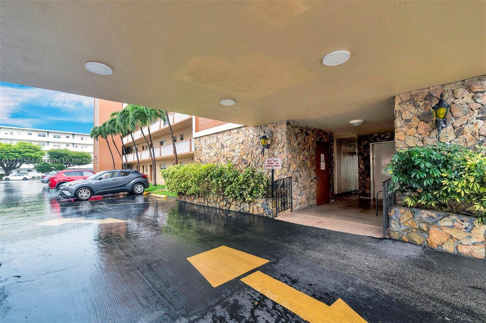 501 NE 14th Ave #601, Hallandale Beach, Florida image 37