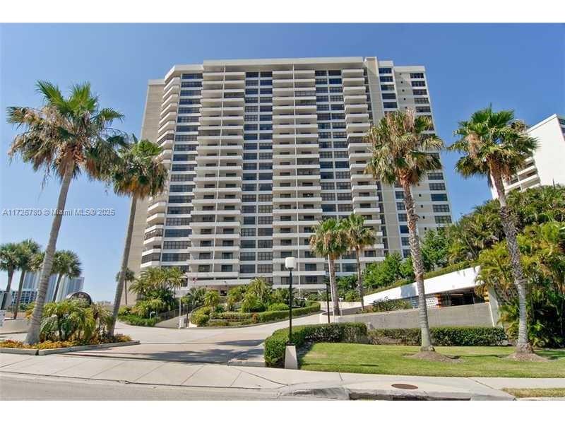 2500 Parkview Dr #315, Hallandale Beach, Florida image 19