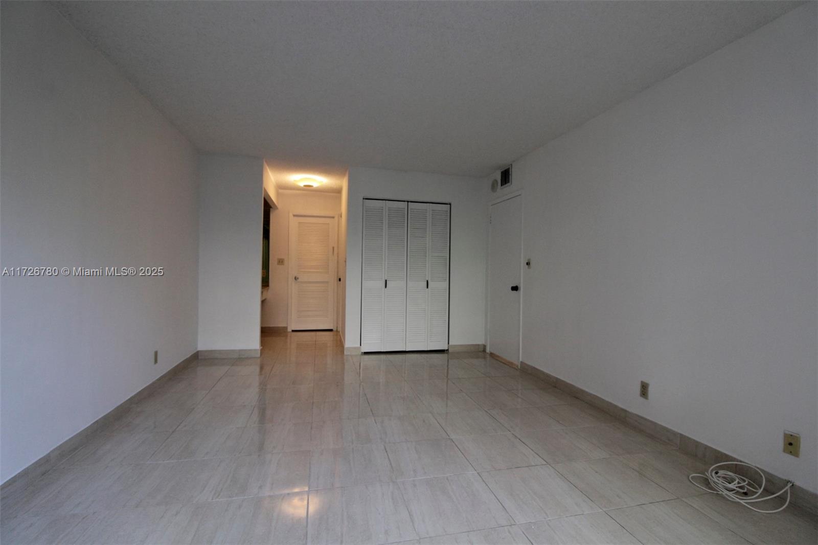 2500 Parkview Dr #315, Hallandale Beach, Florida image 33