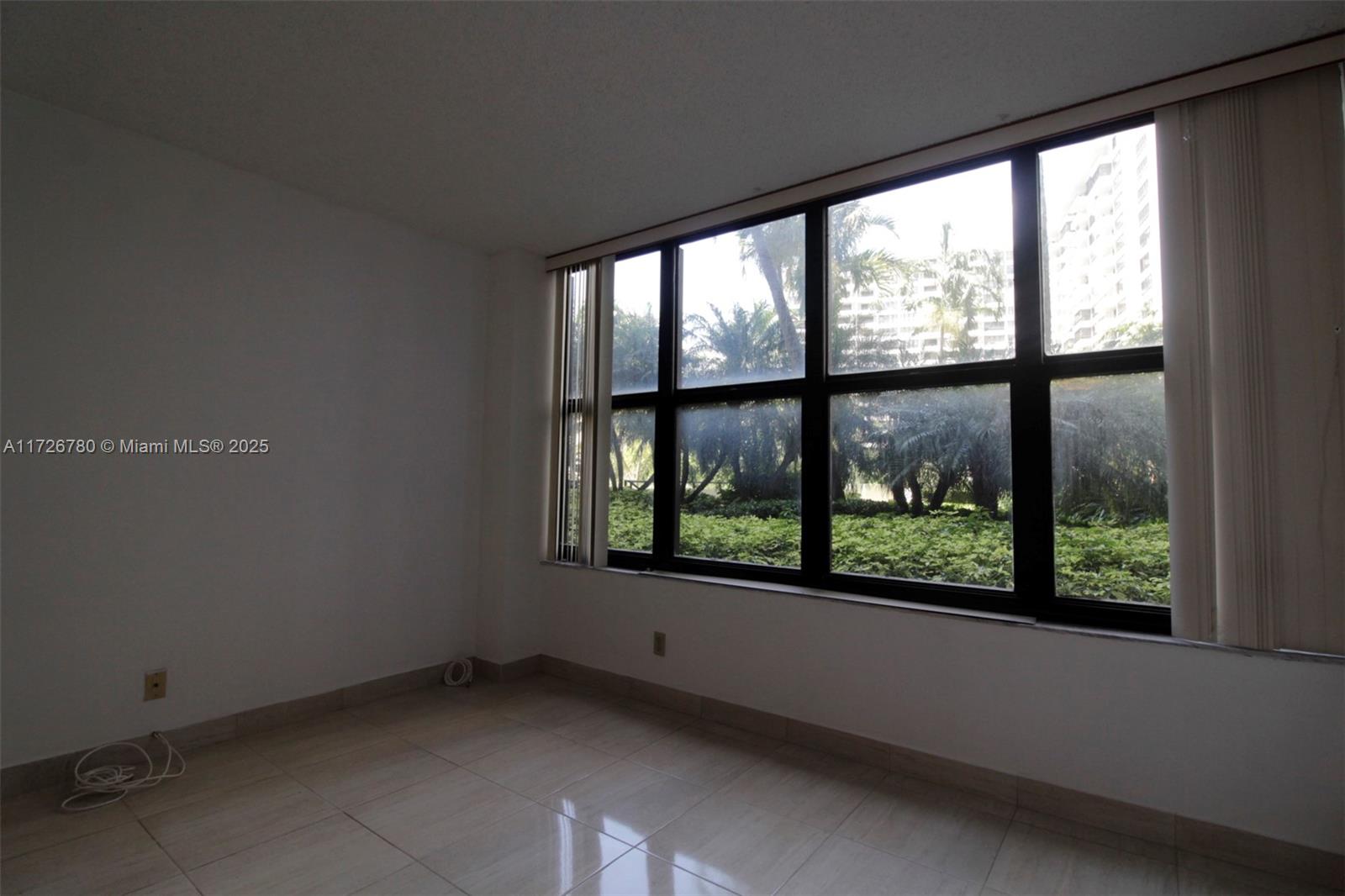 Listing Photo 33