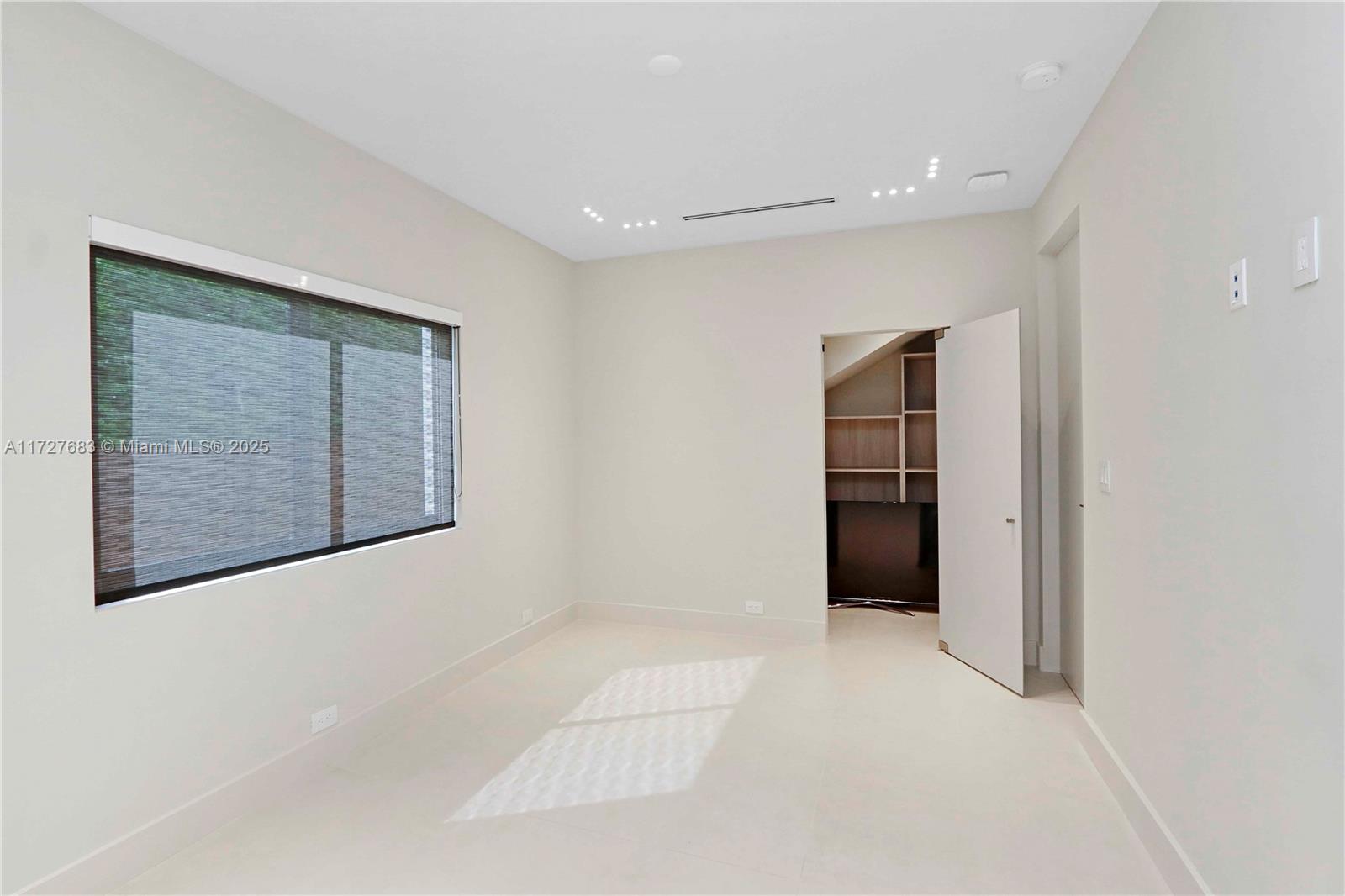 Listing Photo 27