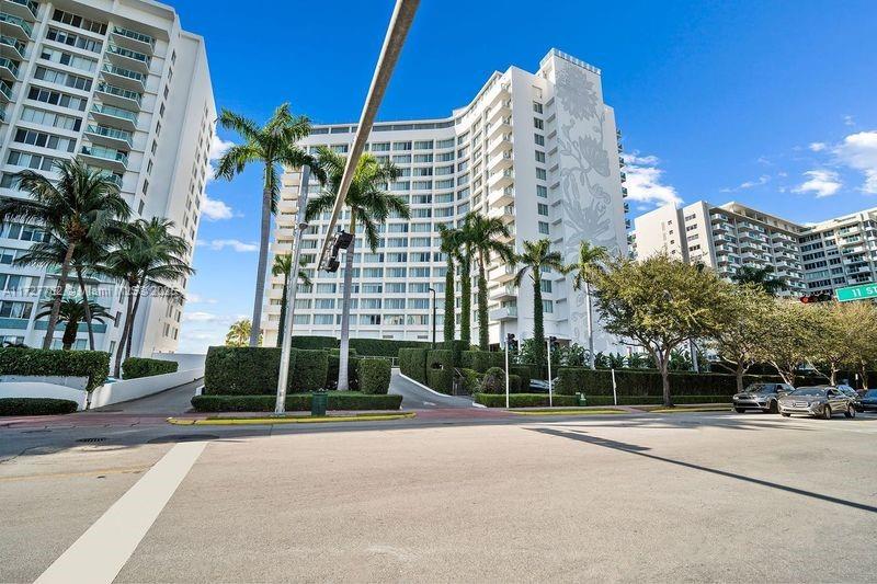 1100 West Ave #819, Miami Beach, Florida image 23