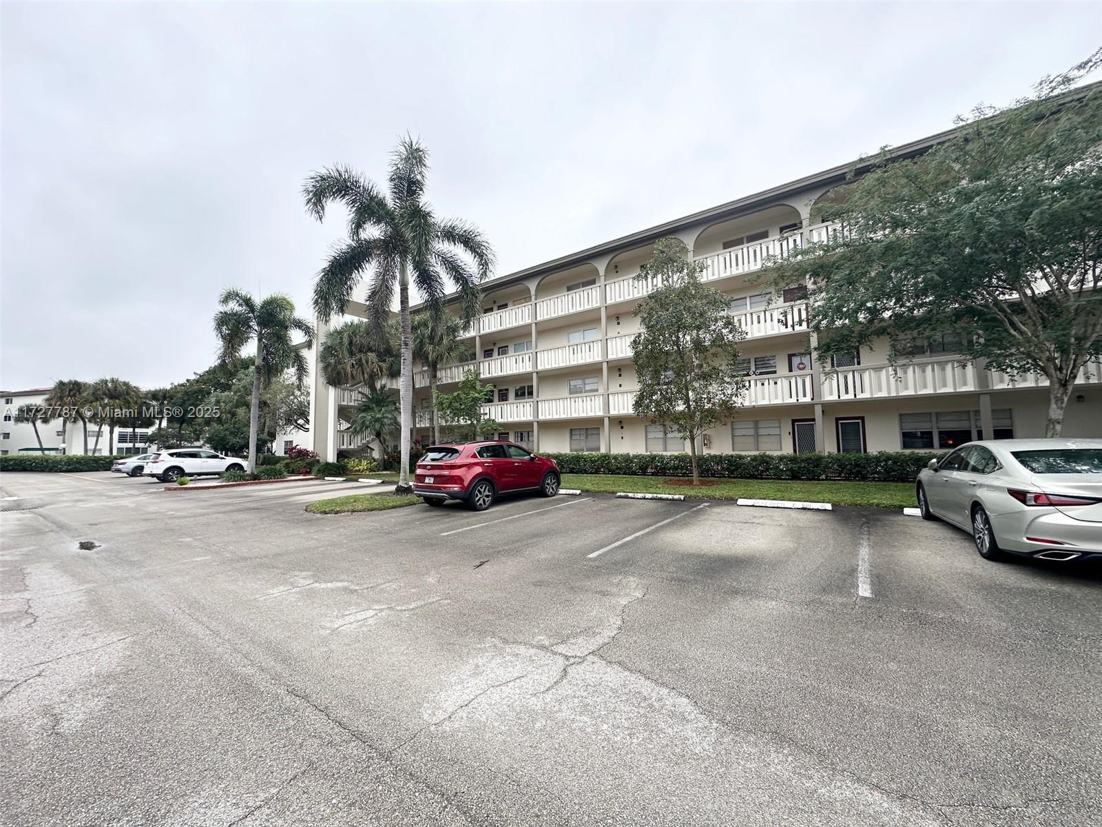 3405 Bimini Ln #B3, Coconut Creek, Florida image 3