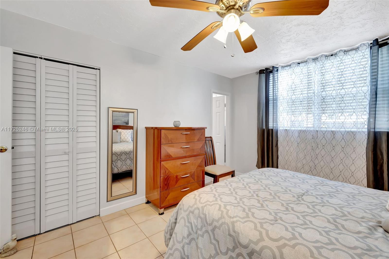 2811 Somerset Dr #104, Lauderdale Lakes, Florida image 14