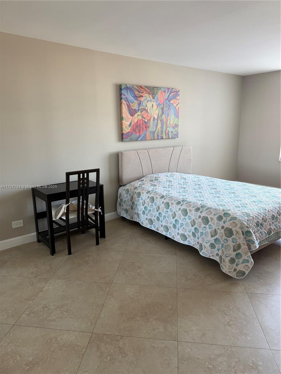 231 174th St #902, Sunny Isles Beach, Florida image 29