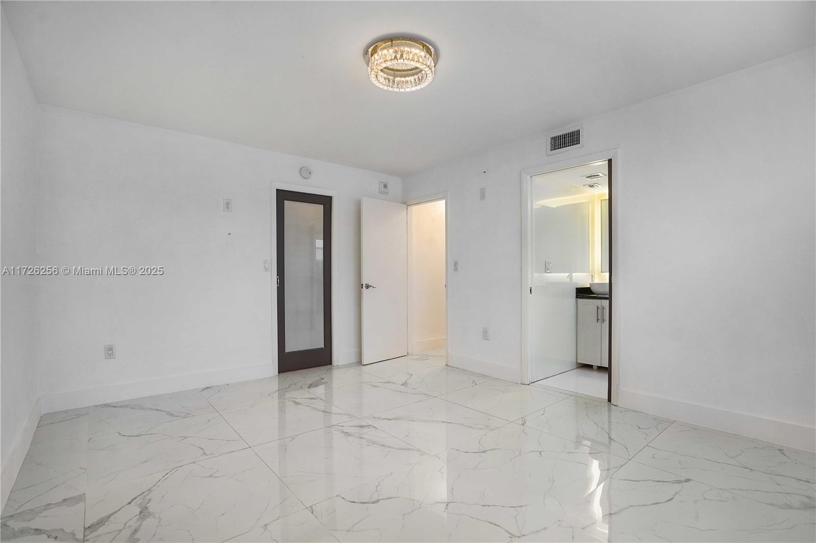 7620 Carlyle Ave #308, Miami Beach, Florida image 18