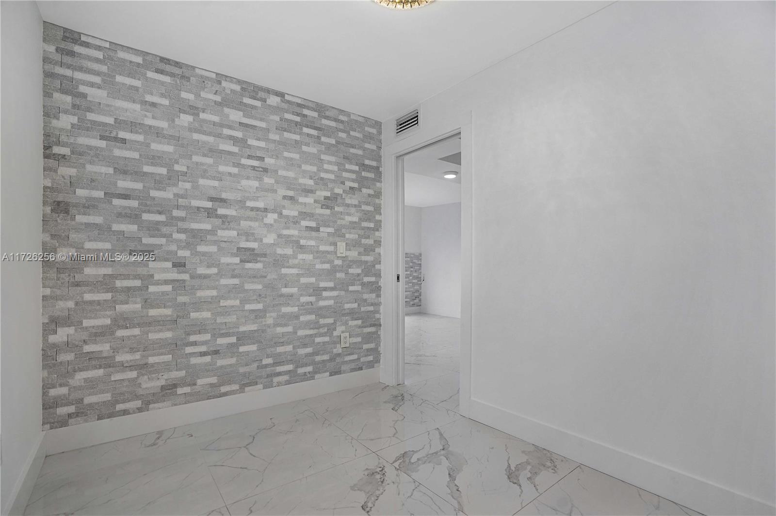 7620 Carlyle Ave #308, Miami Beach, Florida image 22