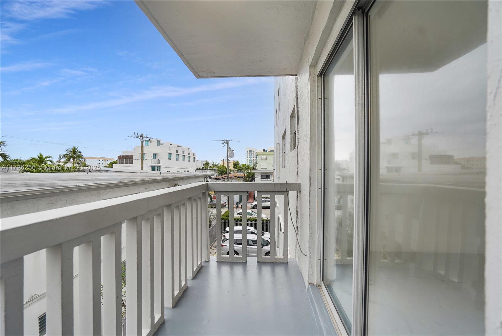 7620 Carlyle Ave #308, Miami Beach, Florida image 3