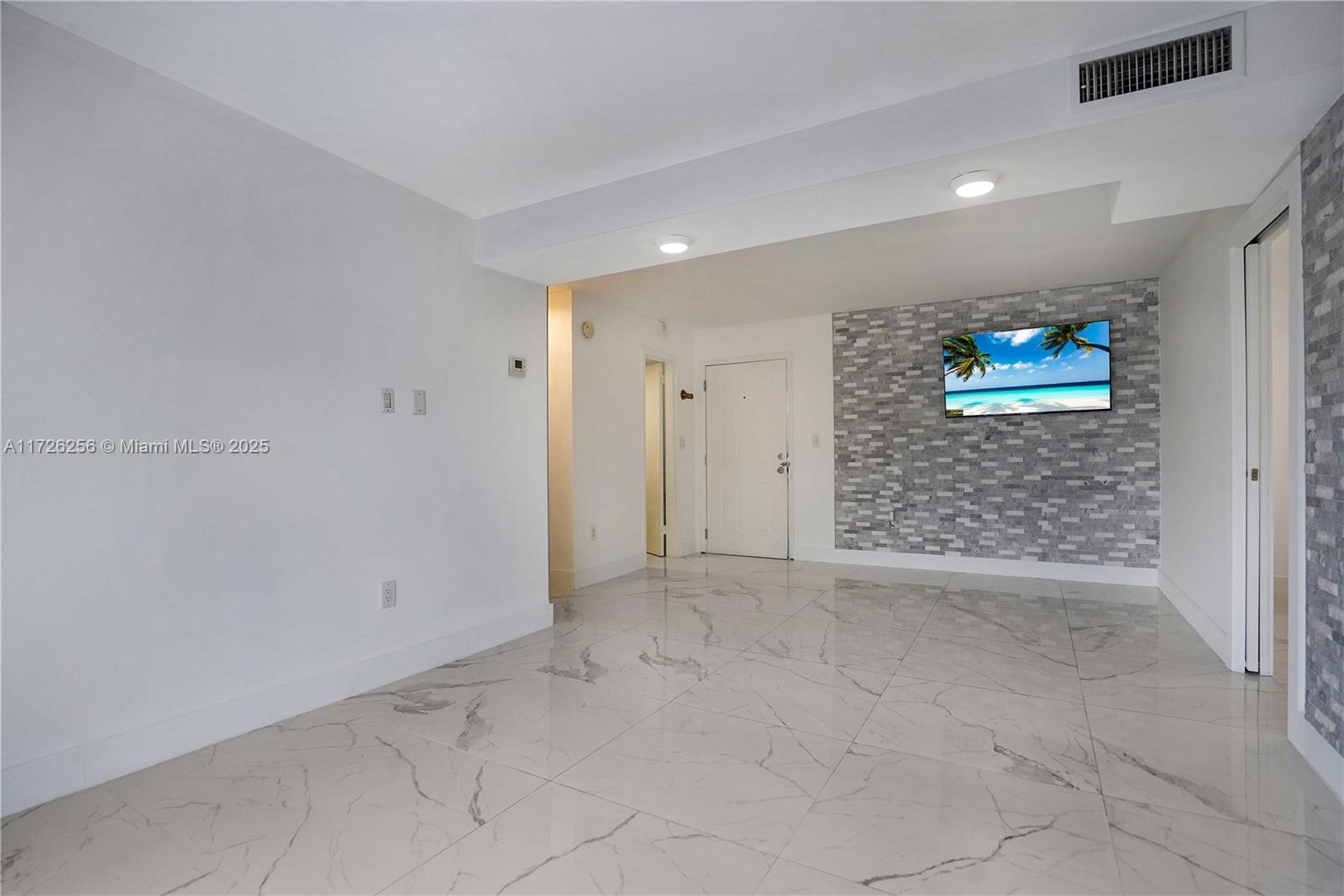 7620 Carlyle Ave #308, Miami Beach, Florida image 9