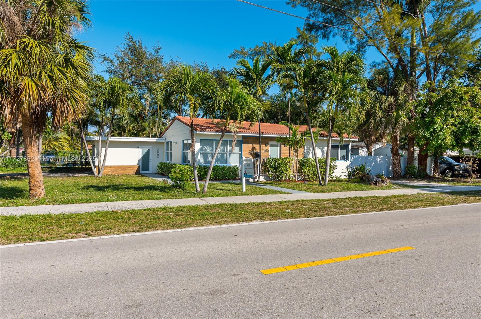 1615 Taft St, Hollywood, Florida image 34