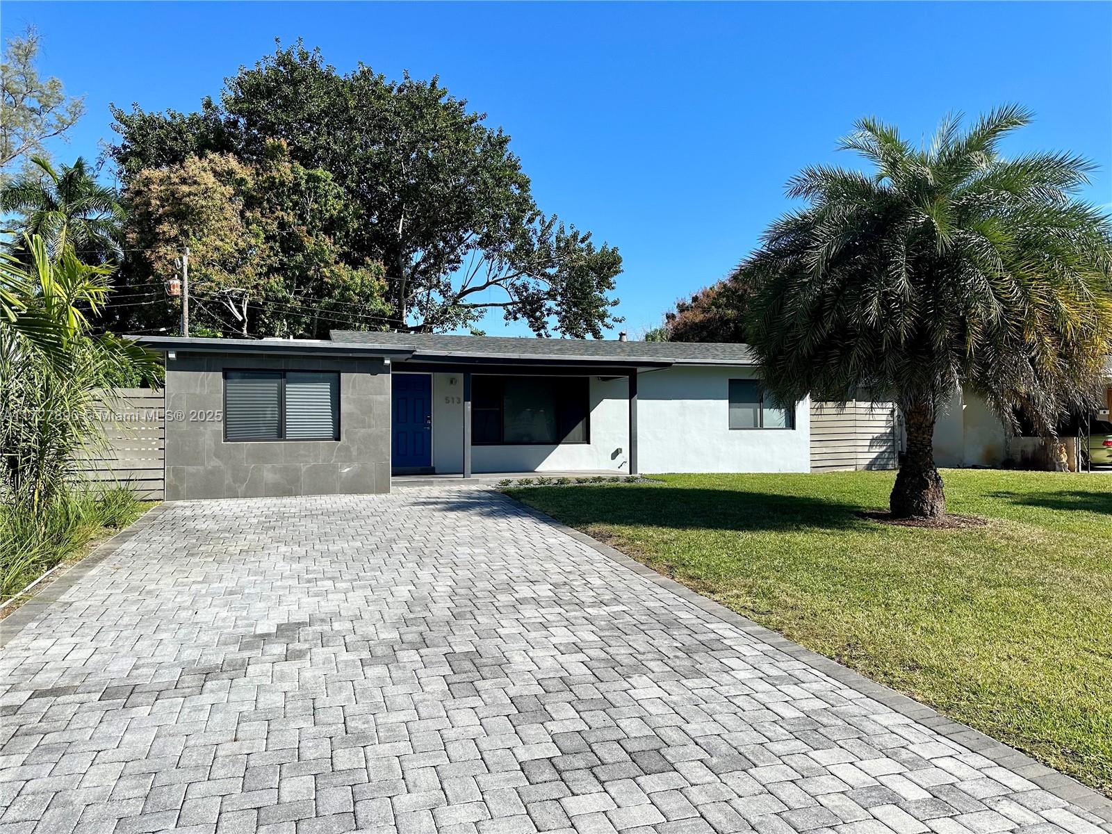 513 NW 30th St, Wilton Manors, Florida image 1