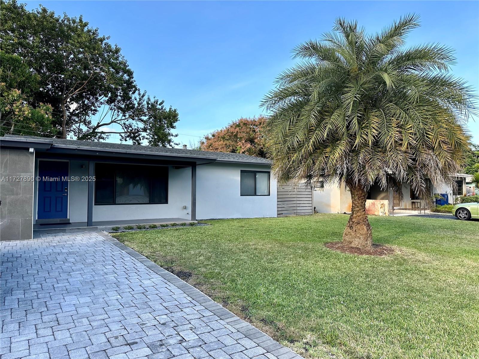 513 NW 30th St, Wilton Manors, Florida image 2