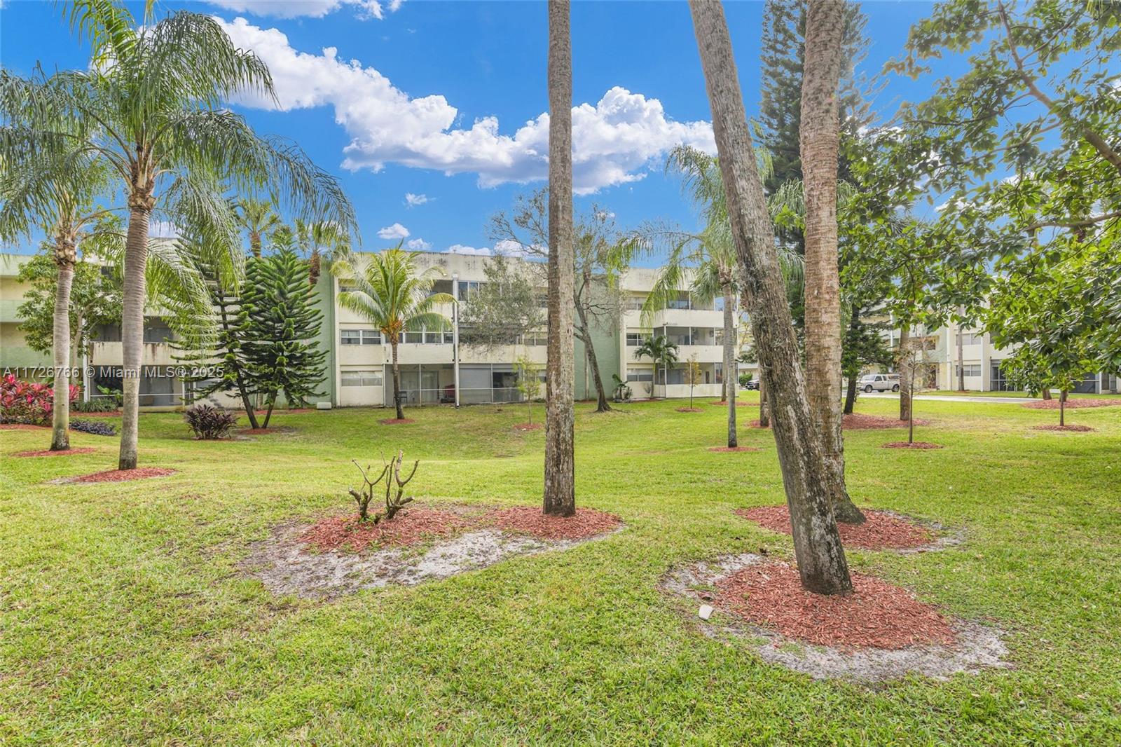 6075 N Sabal Palm Blvd #310, Tamarac, Florida image 33