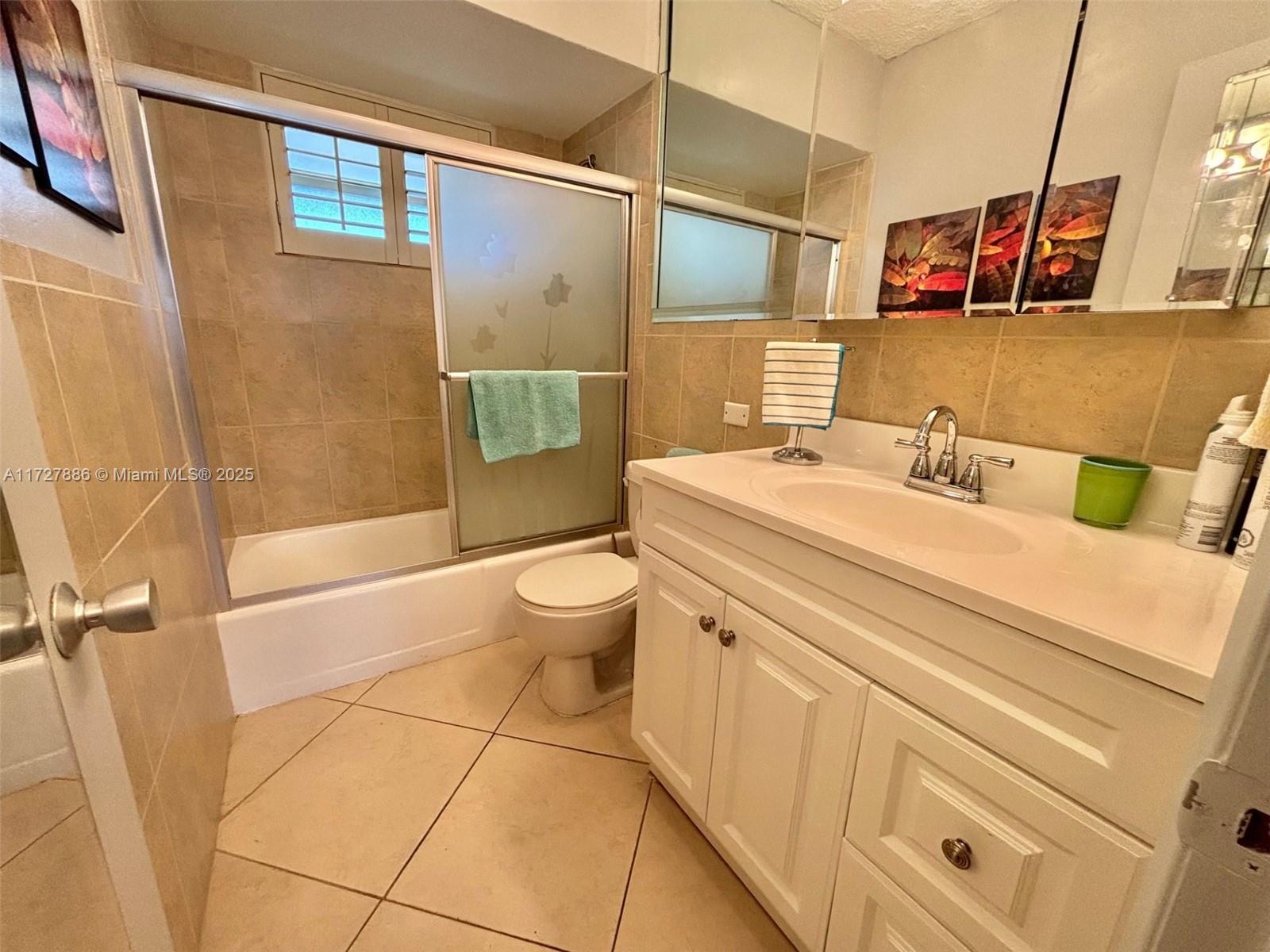 2600 Diana Dr #318, Hallandale Beach, Florida image 26