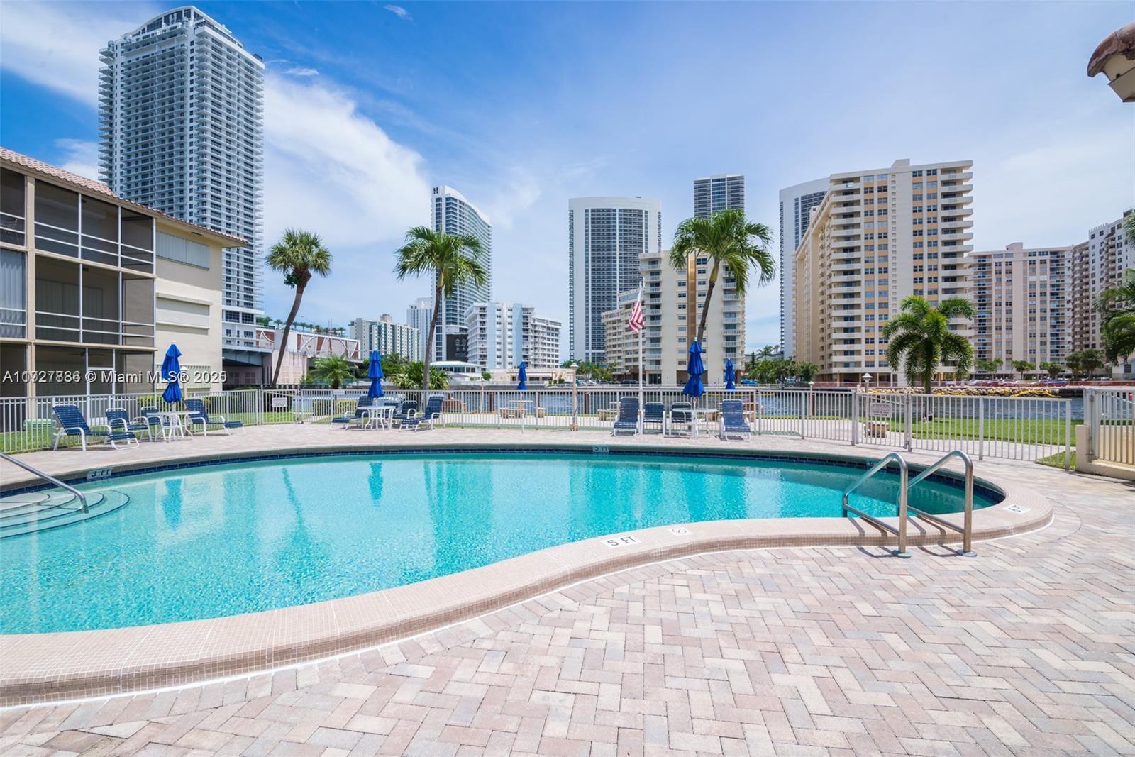 2600 Diana Dr #318, Hallandale Beach, Florida image 41