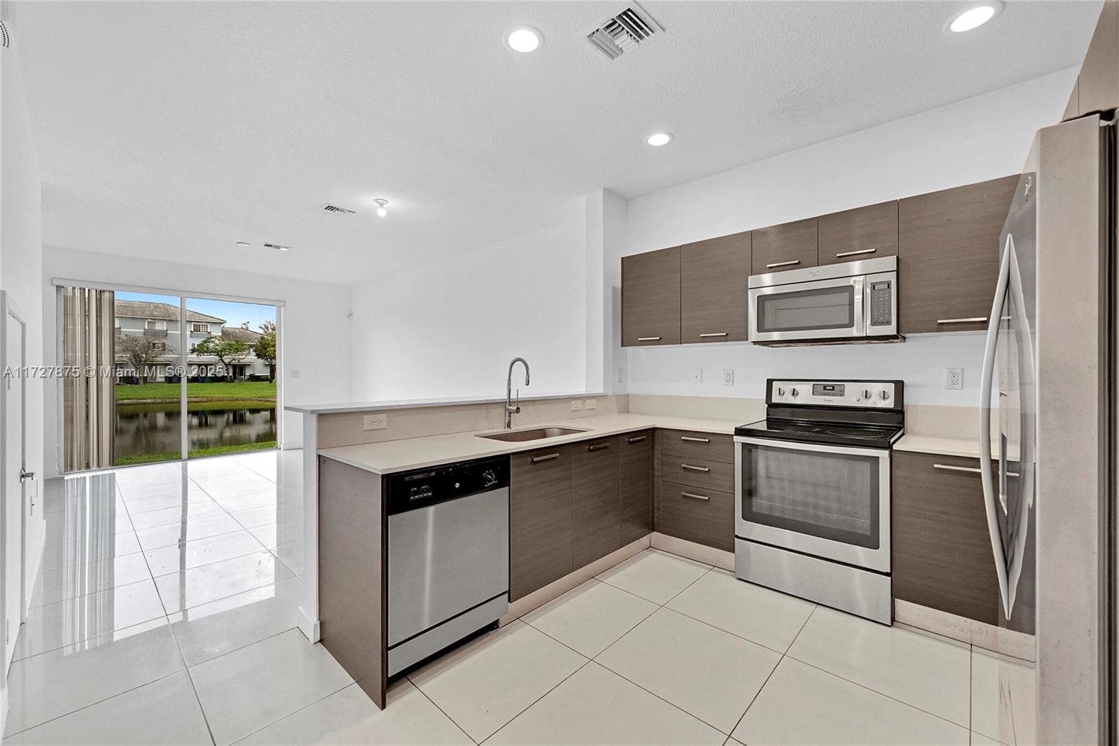 3423 NW 13th St, Lauderhill, Florida image 5